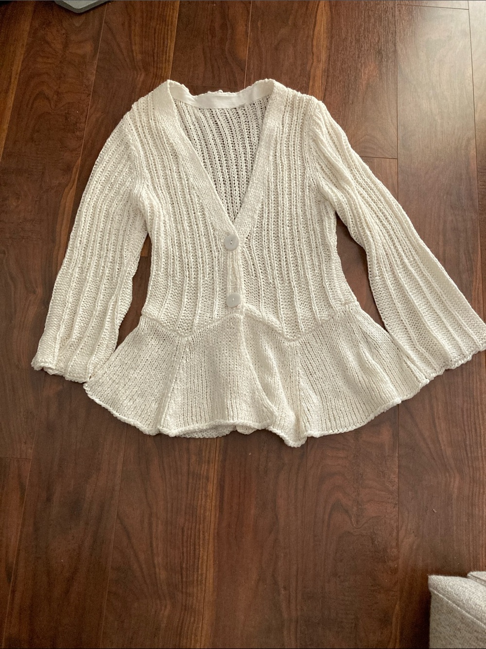 Women’s White V-Neck Knit Peplum Sweater